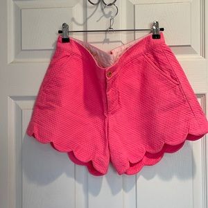 Pink scallop shorts